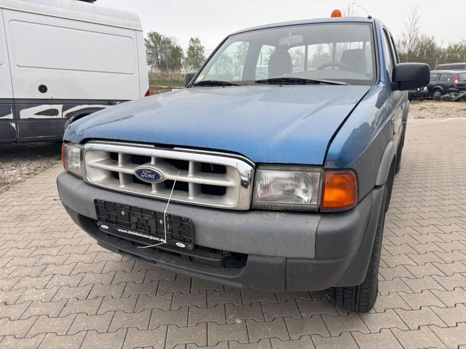 Ford Ranger Doppelkabine DOKA 4x4 Pickup пробіг: 156852 рік: Mai 2000 Diesel потужність:109 PS коробка: Manuell ціна: 2999 - Фото 1