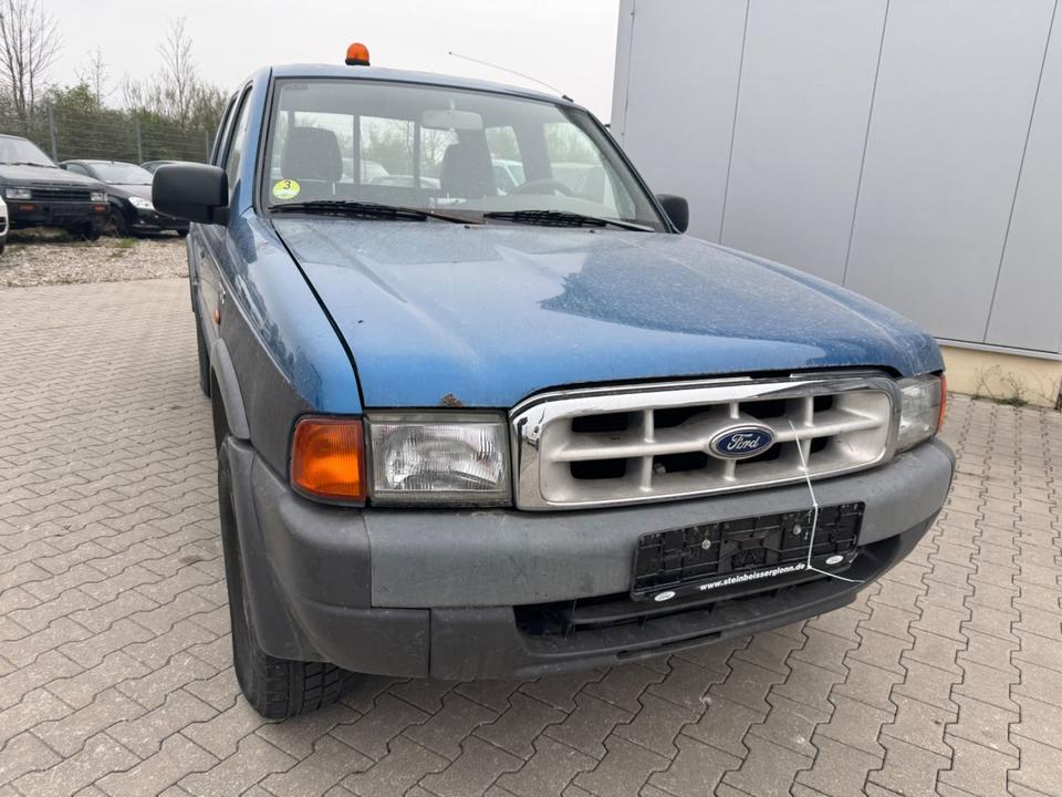 Ford Ranger Doppelkabine DOKA 4x4 Pickup пробіг: 156852 рік: Mai 2000 Diesel потужність:109 PS коробка: Manuell ціна: 2999 - Фото 2