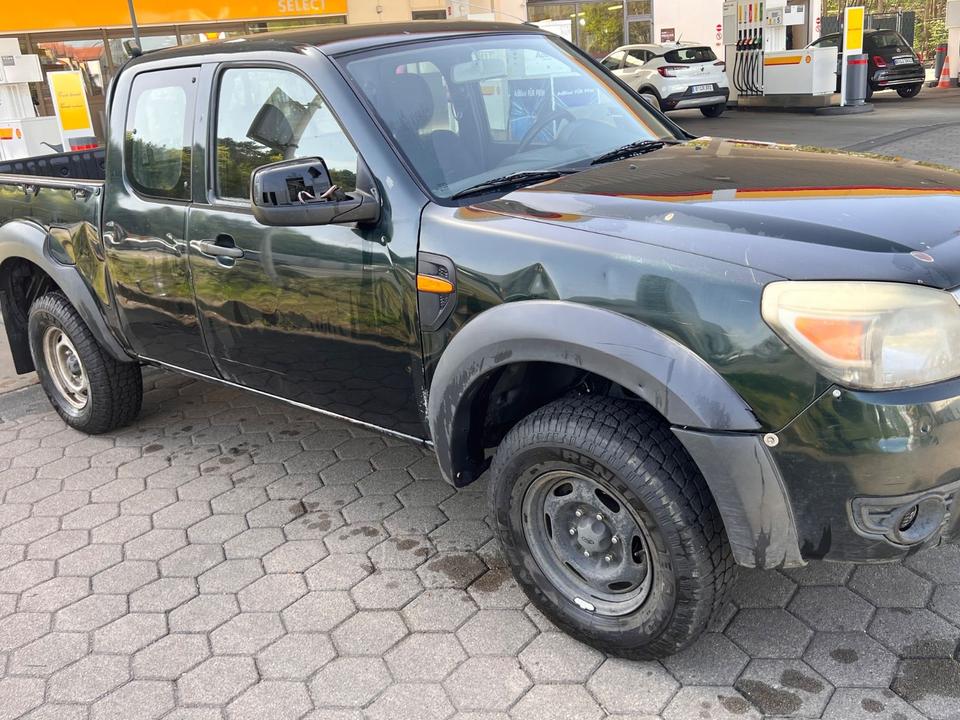 Ford Ranger 4x4 2.5 пробіг: 236000 рік: September 2011 Diesel потужність:143 PS коробка: Manuell ціна: 5500 - Фото 4