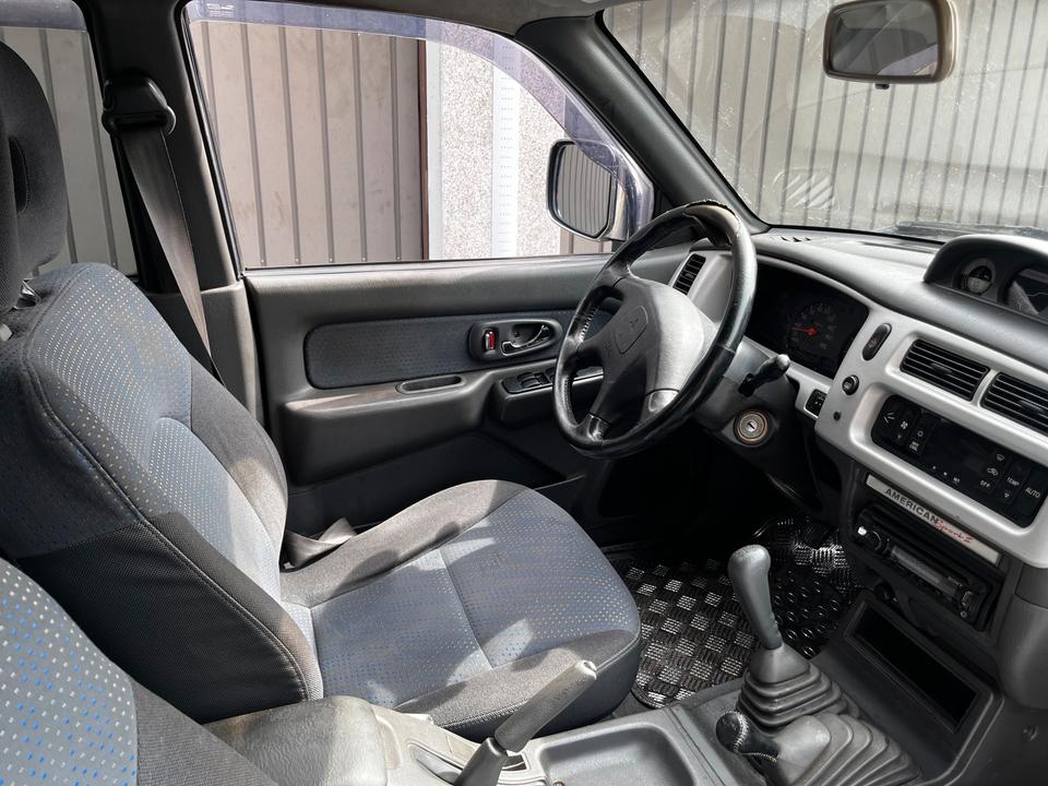 Mitsubishi L200 Pickup пробіг: 226000 рік: April 2004 Diesel потужність:116 PS коробка: Manuell ціна: 5699 - Фото 15