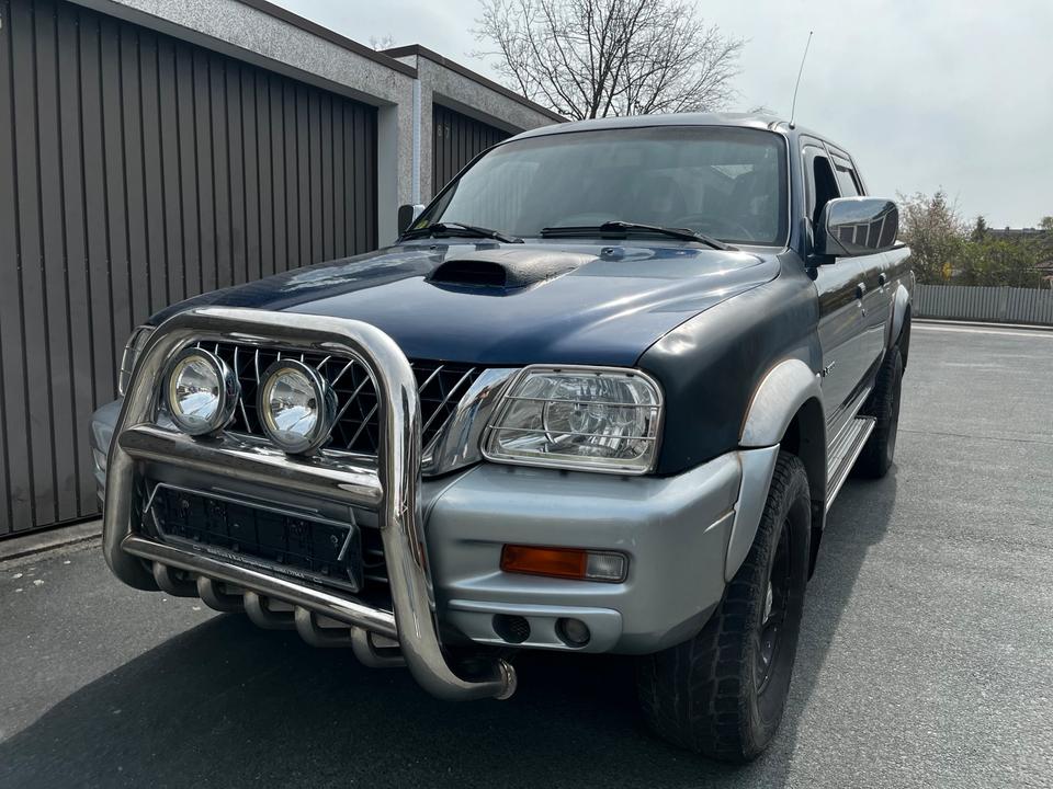 Mitsubishi L200 Pickup пробіг: 226000 рік: April 2004 Diesel потужність:116 PS коробка: Manuell ціна: 5699 - Фото 8