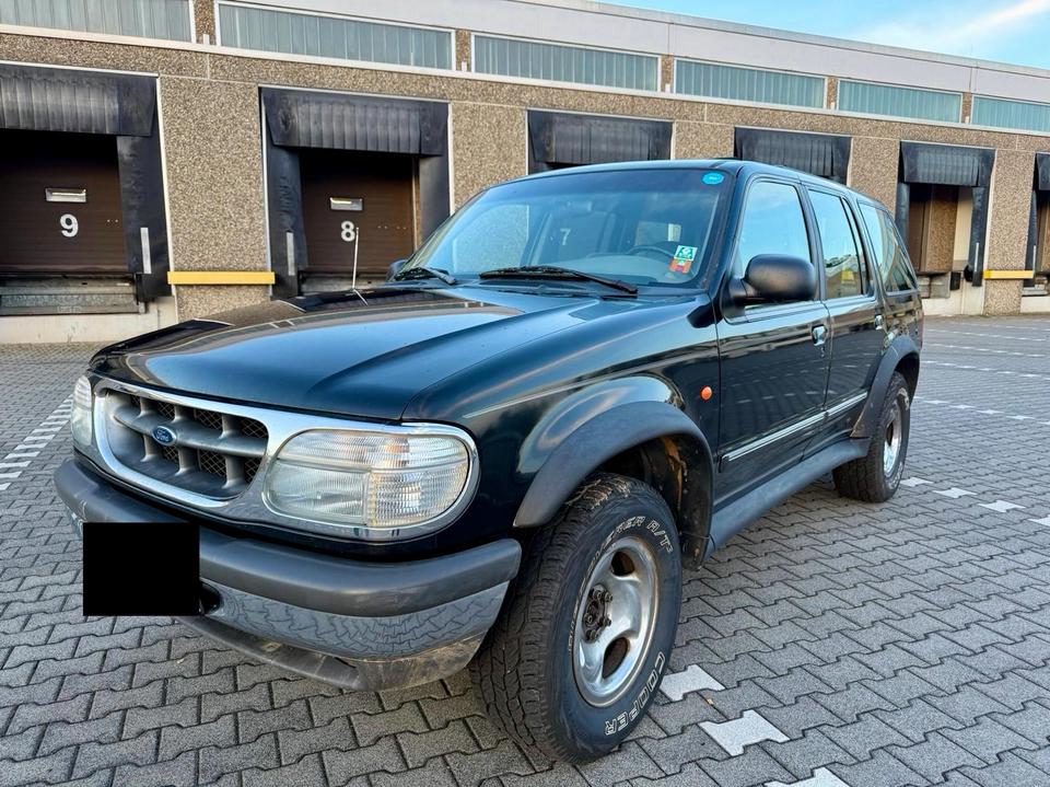 Ford Explorer 4.0 V6 Highclass 4x4 пробіг: 254796 рік: Juni 1998 Benzin потужність:207 PS коробка: Automatik ціна: 1950 - Фото 0