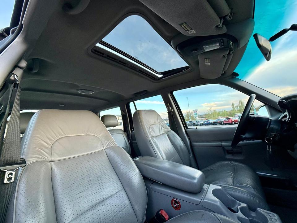 Ford Explorer 4.0 V6 Highclass 4x4 пробіг: 254796 рік: Juni 1998 Benzin потужність:207 PS коробка: Automatik ціна: 1950 - Фото 13