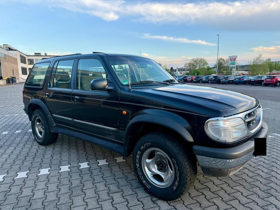 Ford Explorer 4.0 V6 Highclass 4x4 пробіг: 254796 рік: Juni 1998 Benzin потужність:207 PS коробка: Automatik ціна: 1950 - Фото 3