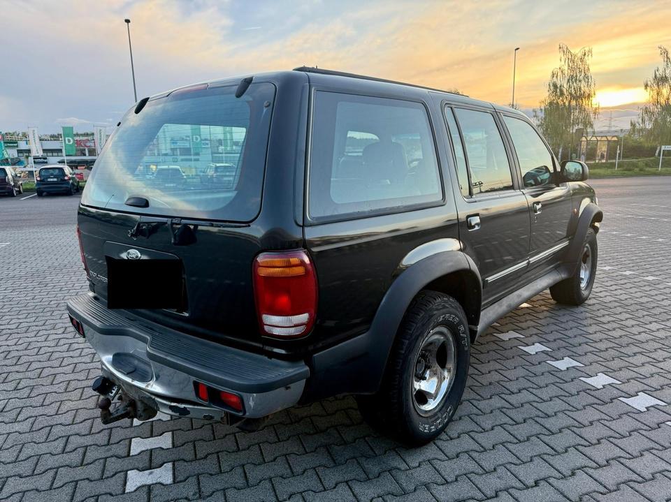 Ford Explorer 4.0 V6 Highclass 4x4 пробіг: 254796 рік: Juni 1998 Benzin потужність:207 PS коробка: Automatik ціна: 1950 - Фото 5