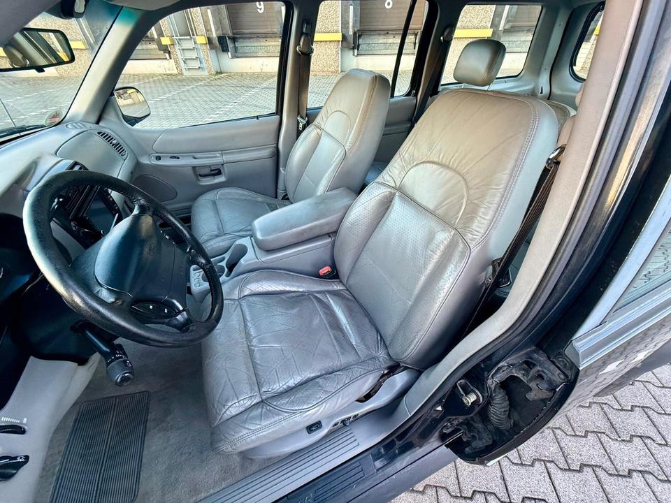 Ford Explorer 4.0 V6 Highclass 4x4 пробіг: 254796 рік: Juni 1998 Benzin потужність:207 PS коробка: Automatik ціна: 1950 - Фото 9