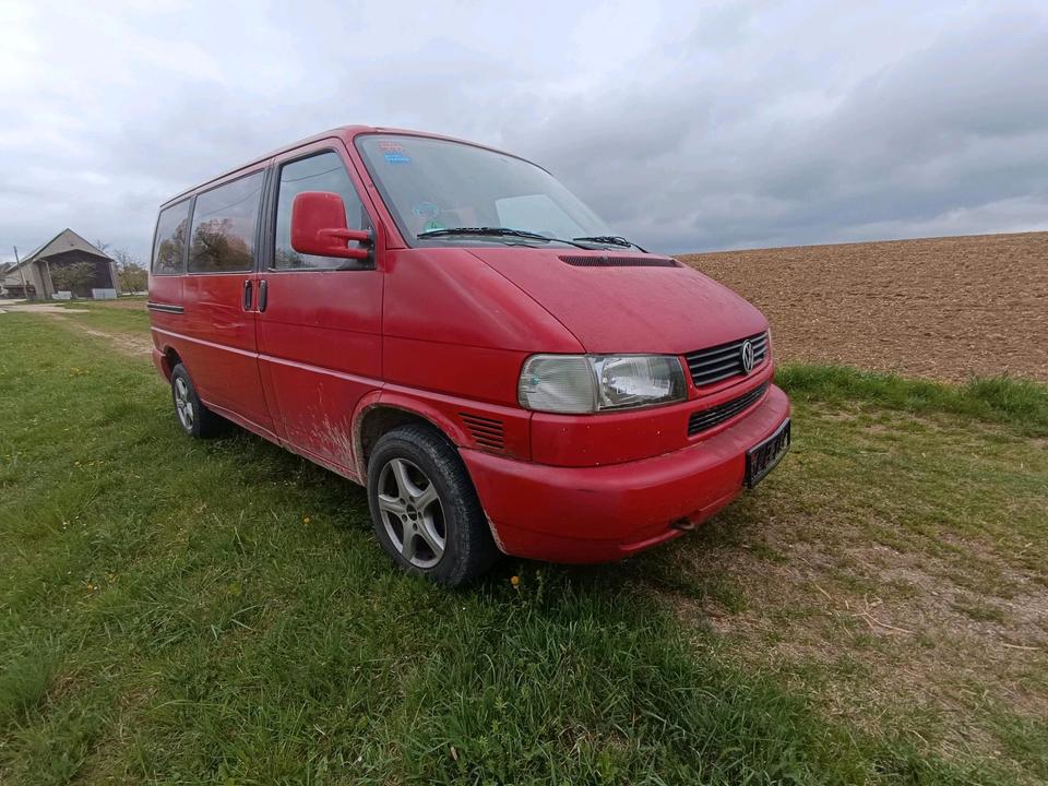 VW T4 Multivan 2,5 пробіг: 395000 рік: April 1997 потужність:102 PS потужність:102 PS   - Фото 3