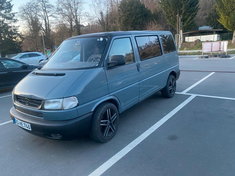 Gut autos multivan пробіг: 328000 рік: April 1997 Diesel потужність:102 PS коробка: Manuell ціна: 4000 - Фото 5