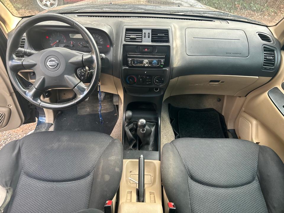 Nissan Terrano 3.0 Diesel 4x4 пробіг: 127000 рік: April 2003 Diesel потужність:129 PS SUV/Geländewagen ціна: 3900 - Фото 5