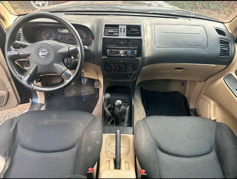 Nissan Terrano 3,0 D 4x4 пробіг: 127000 рік: Oktober 2003 Diesel потужність:154 PS коробка: Manuell ціна: 3900 - Фото 5