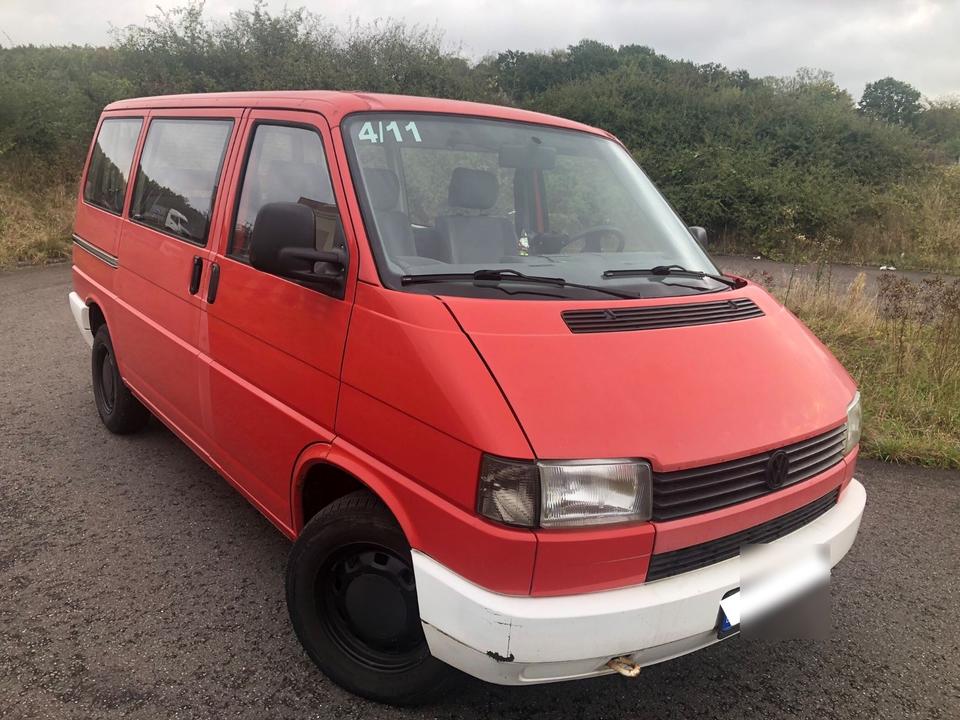Volkswagen T4 Multivan пробіг: 217000 рік: September 1991 Diesel потужність:106 PS коробка: Manuell ціна: 3450 - Фото 1