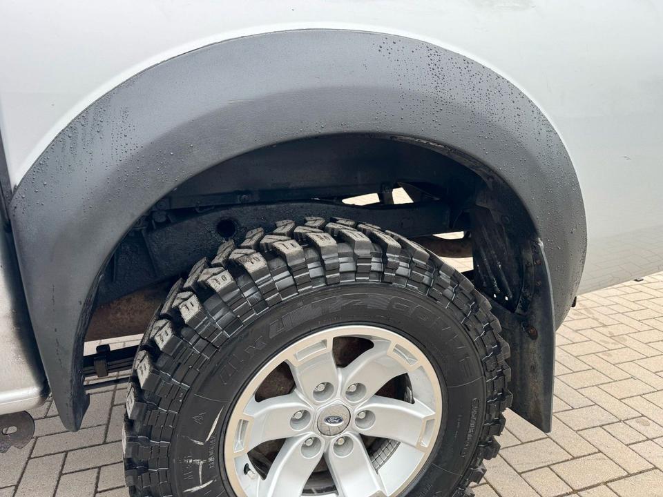 Ford Ranger Doppelkabine 4X4  пробіг: 283768 рік: Dezember 2006 Diesel потужність:143 PS коробка: Manuell ціна: 5999 - Фото 18