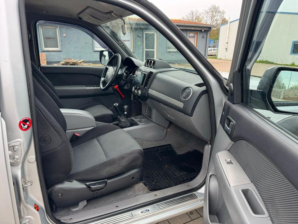 Ford Ranger Doppelkabine 4X4  пробіг: 283768 рік: Dezember 2006 Diesel потужність:143 PS коробка: Manuell ціна: 5999 - Фото 9