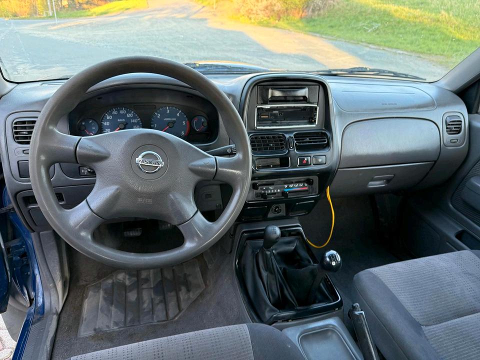 Nissan NP300 D22 4x4 пробіг: 191000 рік: Juni 2005 Diesel потужність:133 PS коробка: Manuell ціна: 5500 - Фото 10