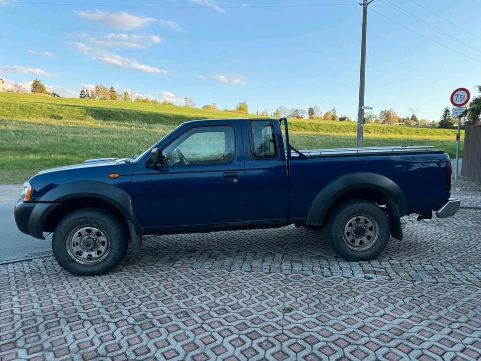 Nissan NP300 D22 4x4 пробіг: 191000 рік: Juni 2005 Diesel потужність:133 PS коробка: Manuell ціна: 5500 - Фото 5