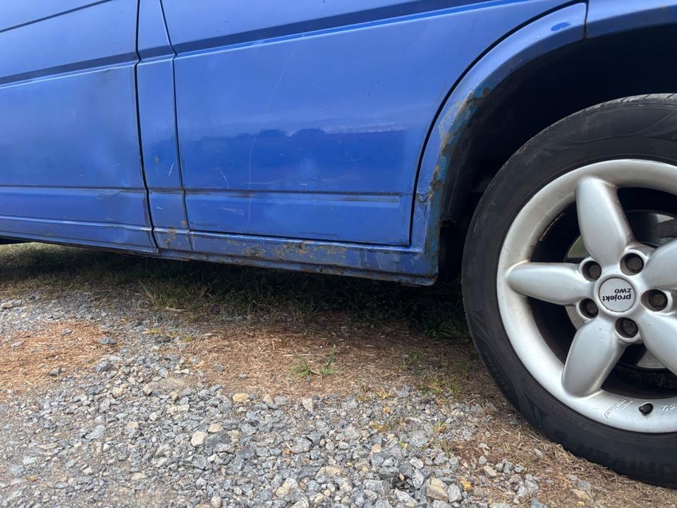 Volkswagen T4 Multivan пробіг: 455678 рік: Oktober 2000 Diesel потужність:102 PS коробка: Manuell ціна: 3999 - Фото 11