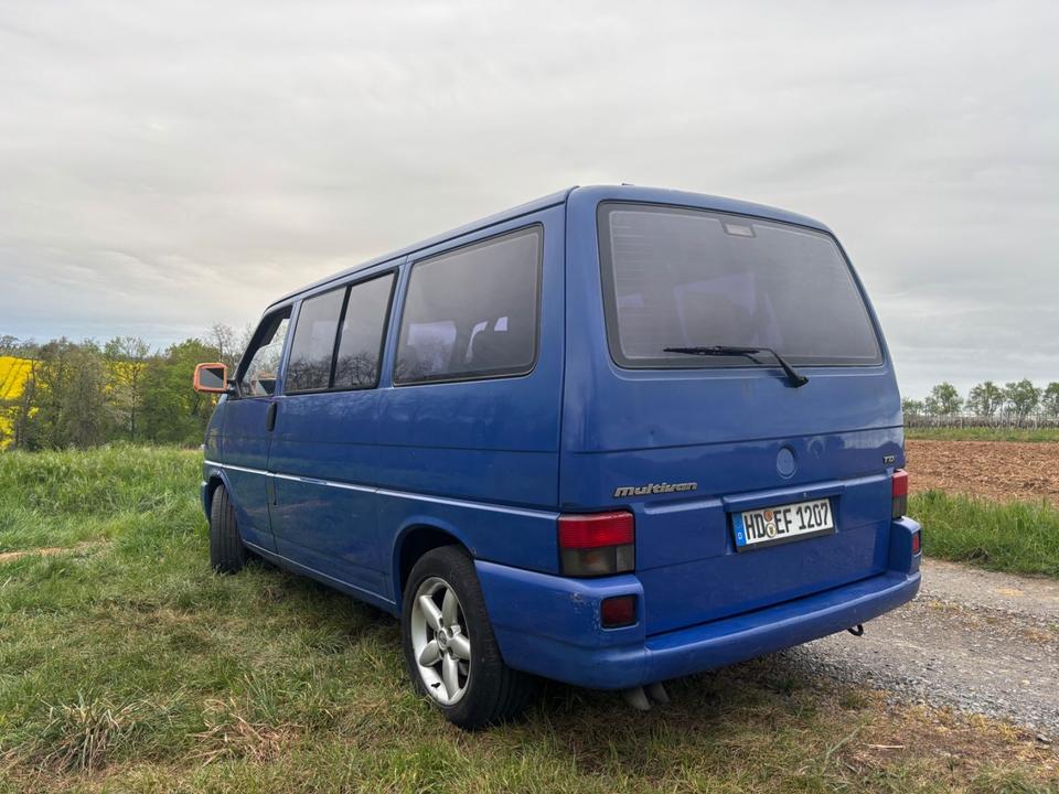 Volkswagen T4 Multivan пробіг: 455678 рік: Oktober 2000 Diesel потужність:102 PS коробка: Manuell ціна: 3999 - Фото 3