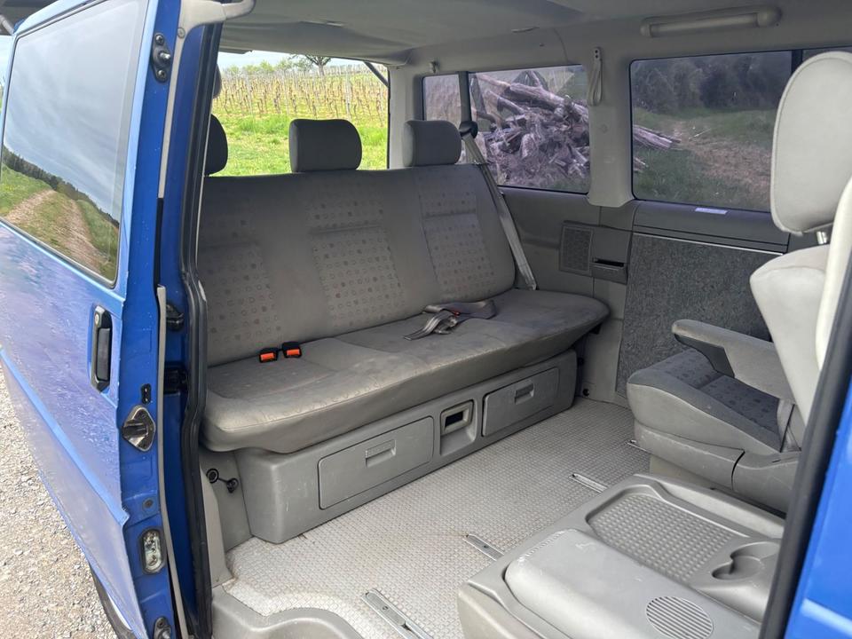 Volkswagen T4 Multivan пробіг: 455678 рік: Oktober 2000 Diesel потужність:102 PS коробка: Manuell ціна: 3999 - Фото 4