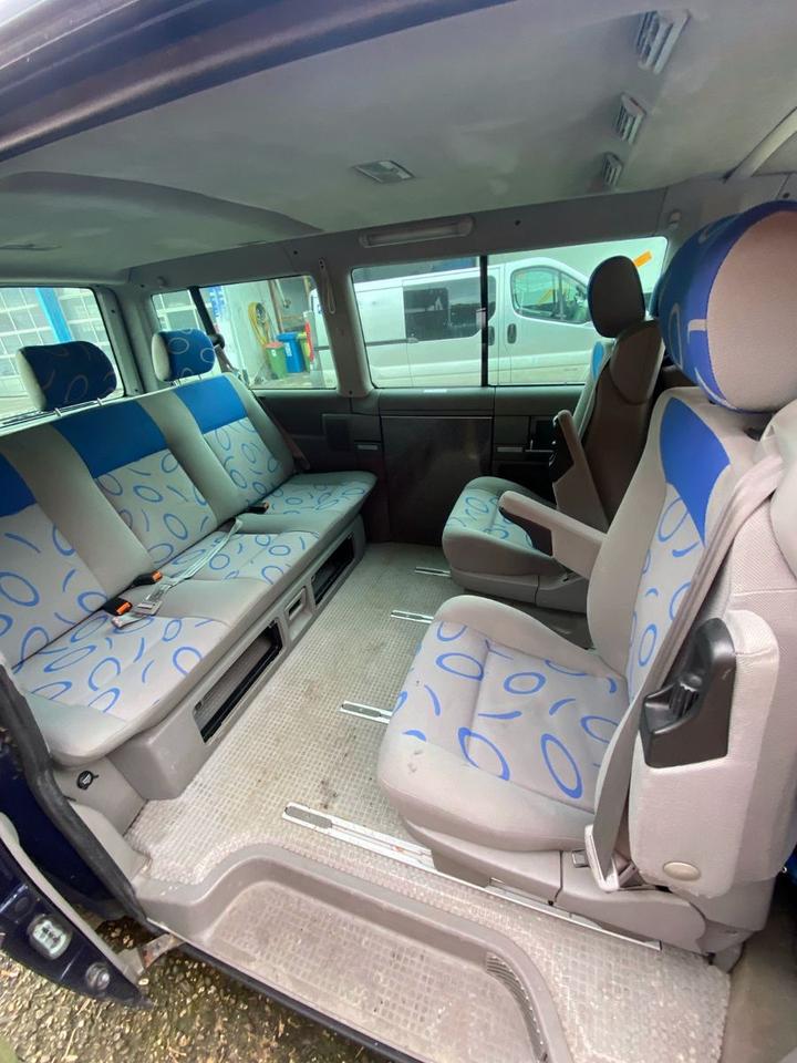 Volkswagen T4 Multivan пробіг: 367029 рік: Juni 1999 Diesel потужність:102 PS коробка: Manuell ціна: 4000 - Фото 8