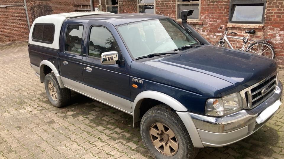 Ford Ranger 2.5 Diesel 4x4 пробіг: 210000 рік: September 2004 Diesel потужність:143 PS коробка: Manuell ціна: 4999 - Фото 0
