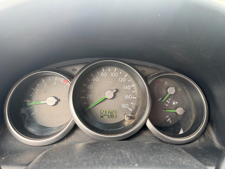 Ford Ranger 2.5 DIESEL 4X4 KLIMA 4 SITZER пробіг: 231500 рік: Dezember 2008 Diesel потужність:143 PS коробка: Manuell ціна: 3950 - Фото 11
