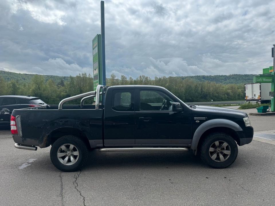 Ford Ranger 2.5 DIESEL 4X4 KLIMA 4 SITZER пробіг: 231500 рік: Dezember 2008 Diesel потужність:143 PS коробка: Manuell ціна: 3950 - Фото 3