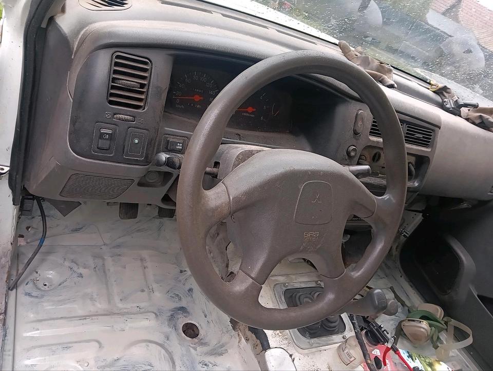 Mitsubishi l200 2stuck L-Reihe пробіг: 115000 рік: April 2025 ціна: 5300 - Фото 9
