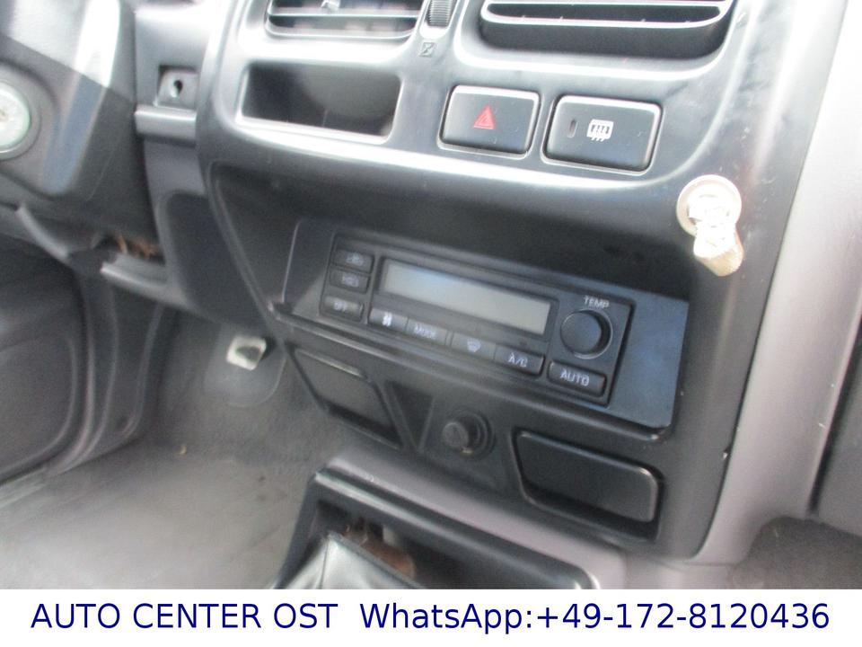 Nissan Navara Pick-up Double Cab 4X4-KLIMA-WEBASTO-AHK пробіг: 246000 рік: November 2002 Diesel потужність:133 PS коробка: Manuell ціна: 3799 - Фото 8