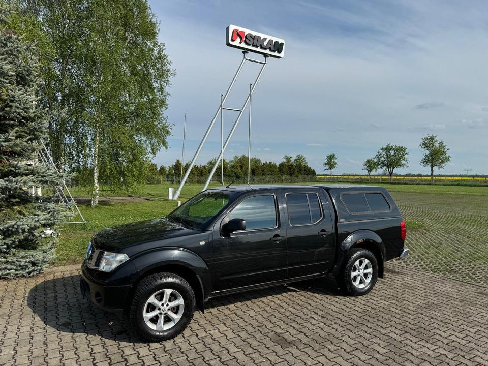 Nissan Navara Pickup Double-Cab Comfort 4X4 Klima пробіг: 240555 рік: August 2005 Diesel потужність:174 PS коробка: Manuell ціна: 4490 - Фото 0