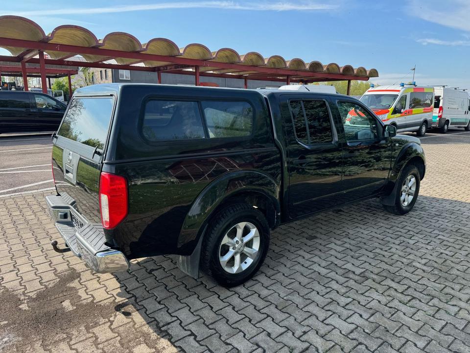 Nissan Navara Pickup Double-Cab Comfort 4X4 Klima пробіг: 240555 рік: August 2005 Diesel потужність:174 PS коробка: Manuell ціна: 4490 - Фото 9