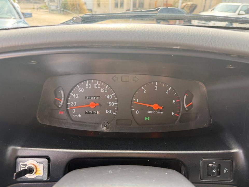 Mitsubishi L200 2.5 TD 4X4 пробіг: 270403 рік: März 2002 Diesel потужність:116 PS коробка: Manuell ціна: 4990 - Фото 15