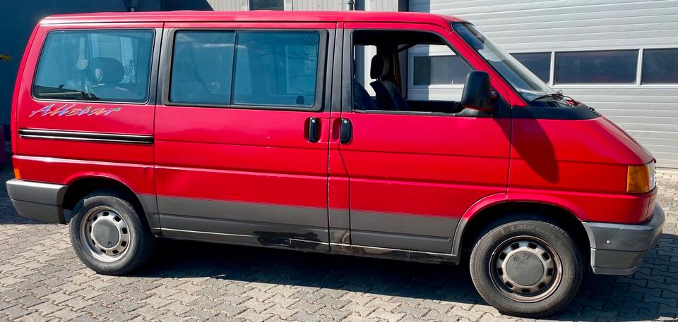 VW T4 Multivan 1,9 td  пробіг: 299213 рік: Juli 1994 Diesel потужність:67 PS коробка: Manuell ціна: 3950 - Фото 2
