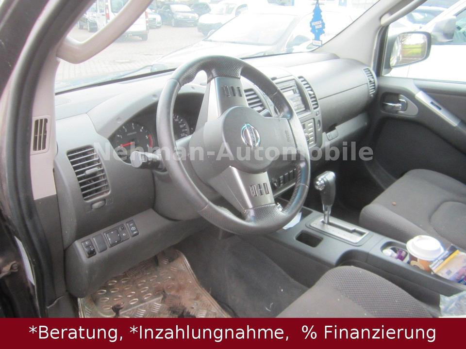 Nissan Navara Pickup Double Cab LE 4X4 пробіг: 287800 рік: Juli 2008 Diesel потужність:171 PS коробка: Automatik ціна: 4990 - Фото 8