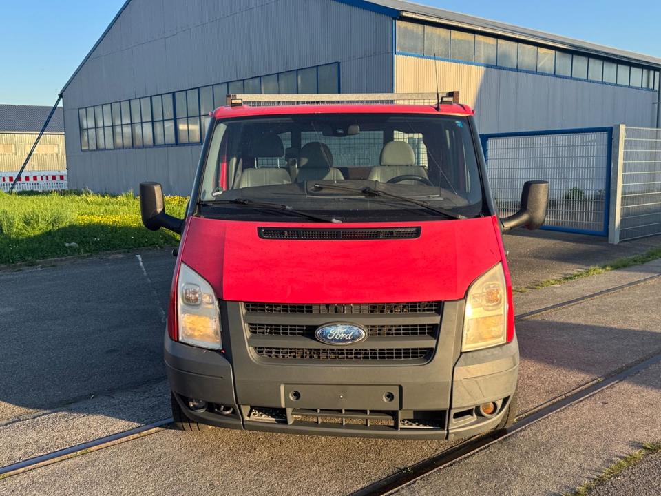 Ford Transit Pritsche FT 350 M  пробіг: 191000 рік: Juni 2011 Diesel потужність:140 PS Andere Fahrzeugtypen ціна: 5990 - Фото 0