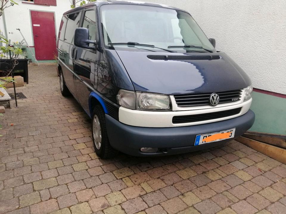Авто з Европи t4 acv 2.5 tdi multivan vw пробіг: 390000 рік: August 1996 Diesel потужність:102 PS коробка: Manuell ціна: 3600 - Фото 1