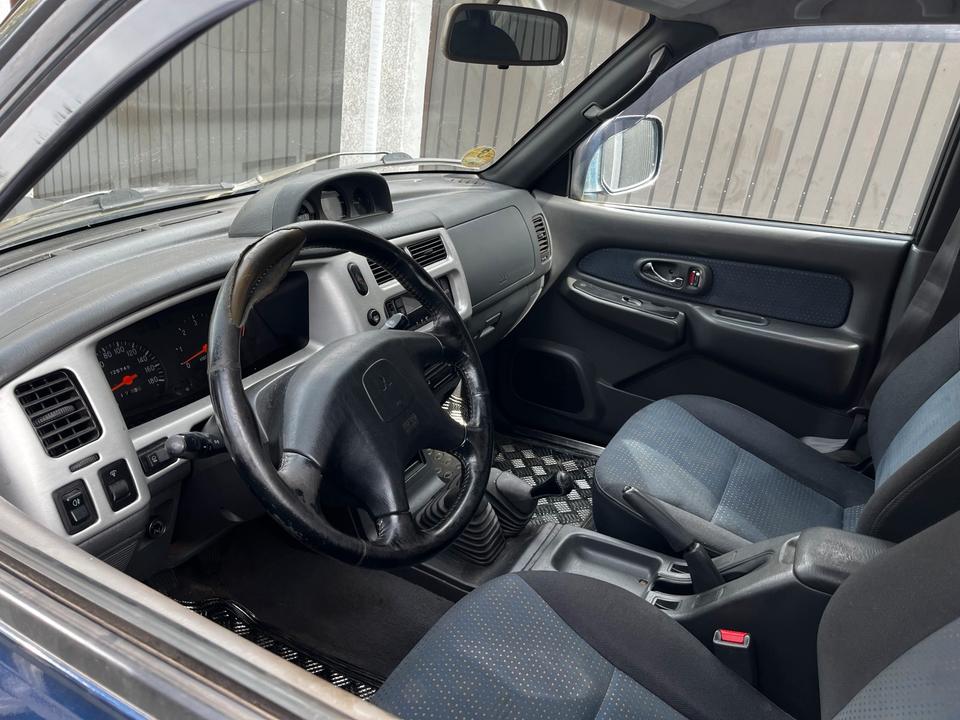 Mitsubishi L200 Pickup fahrbereit 4x4  пробіг: 226000 рік: April 2004 Diesel потужність:116 PS коробка: Manuell ціна: 5599 - Фото 12