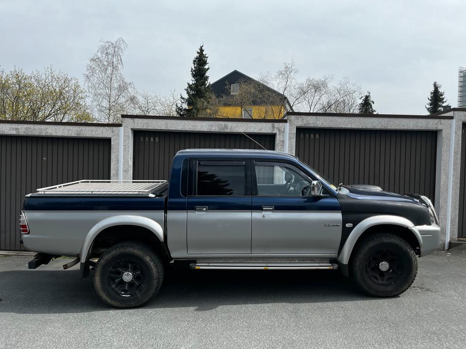 Mitsubishi L200 Pickup fahrbereit 4x4  пробіг: 226000 рік: April 2004 Diesel потужність:116 PS коробка: Manuell ціна: 5599 - Фото 6