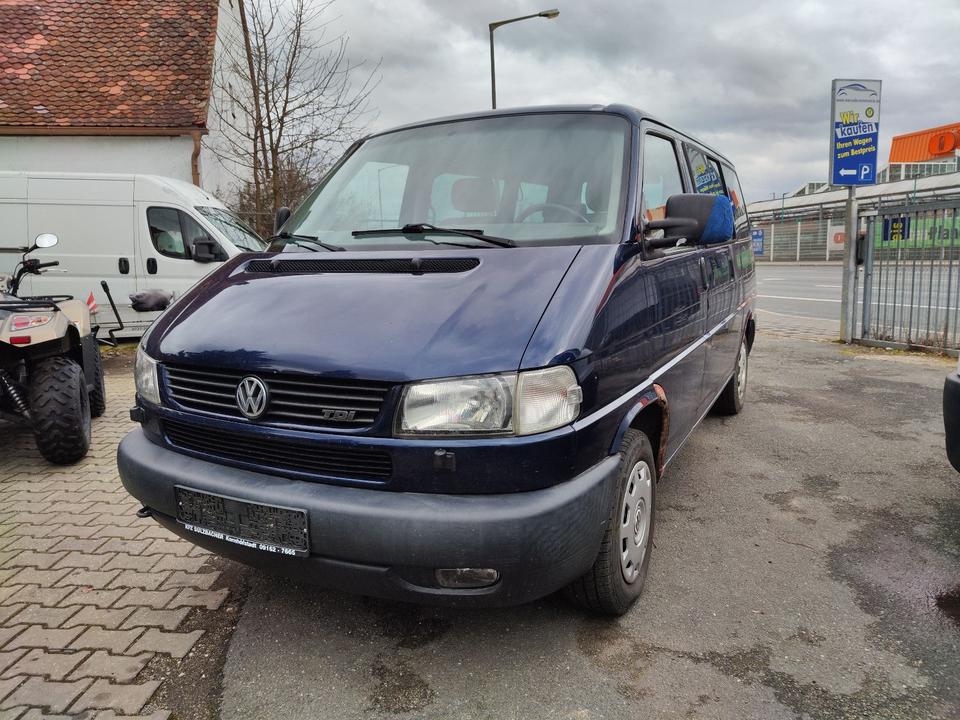 Volkswagen T4 Multivan 2,5 TDI 102 Kw. пробіг: 403974 рік: Februar 1999 Diesel потужність:102 PS коробка: Manuell ціна: 2990 - Фото 0