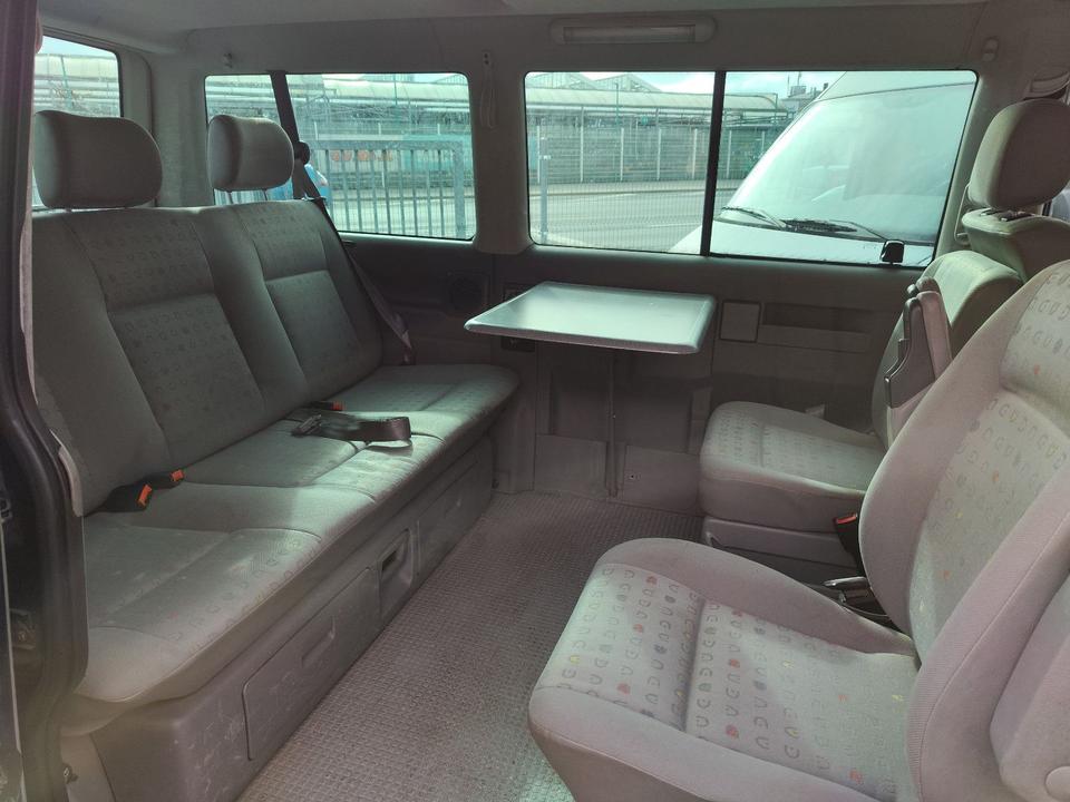 Volkswagen T4 Multivan 2,5 TDI 102 Kw. пробіг: 403974 рік: Februar 1999 Diesel потужність:102 PS коробка: Manuell ціна: 2990 - Фото 6