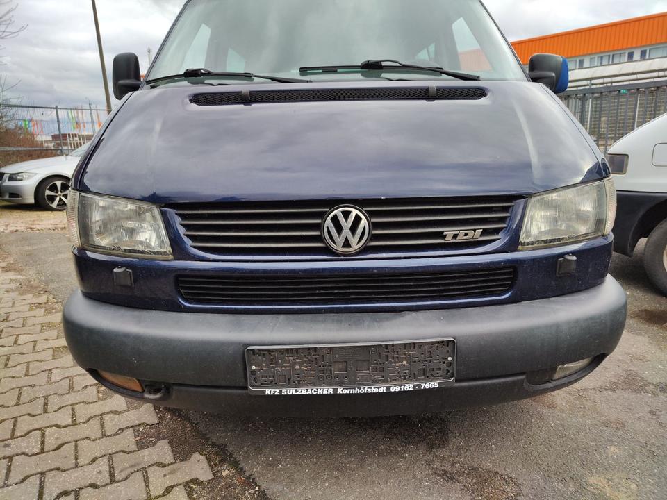 Volkswagen T4 Multivan 2,5 TDI 102 Kw. пробіг: 403974 рік: Februar 1999 Diesel потужність:102 PS коробка: Manuell ціна: 2990 - Фото 8