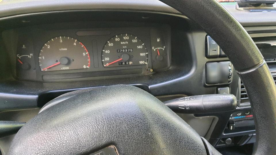 Opel Campo Sportscap 4x4 пробіг: 276000 рік: Oktober 2000 Diesel потужність:109 PS коробка: Manuell ціна: 3699 - Фото 6
