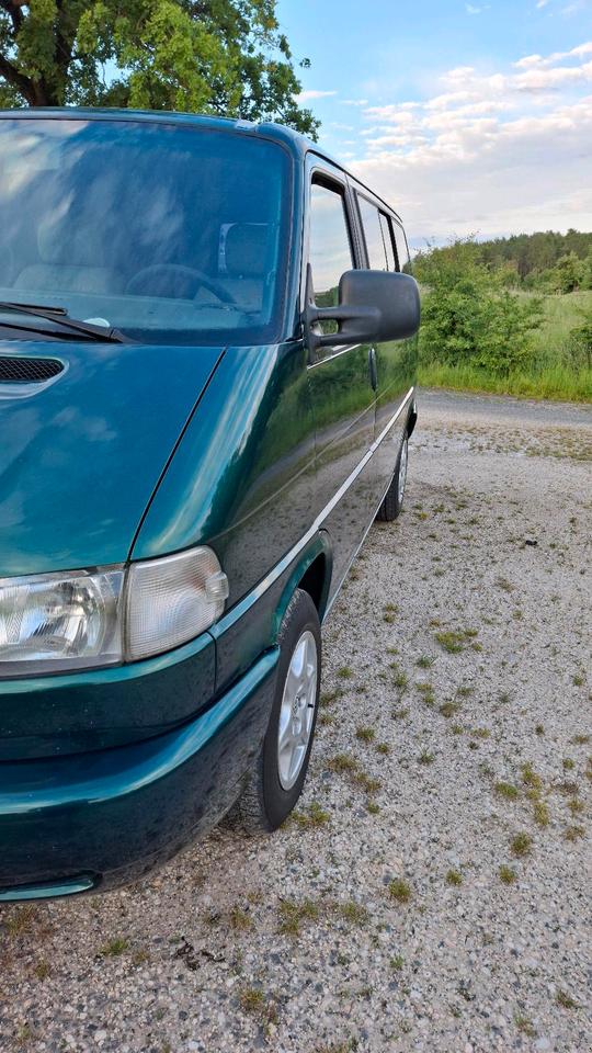 VW T4 Multivan Allstar ACV 2.5 TDI  пробіг: 430000 рік: Juli 1997 Diesel потужність:102 PS коробка: Manuell ціна: 2990 - Фото 0