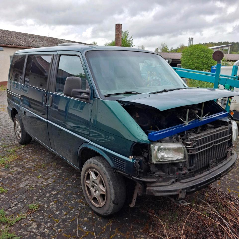 VW T4 Multivan Allstar ACV 2.5 TDI  пробіг: 430000 рік: Juli 1997 Diesel потужність:102 PS коробка: Manuell ціна: 2990 - Фото 1