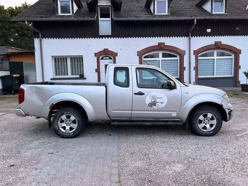Nissan Navara Pickup Kingcab 4X4 2.5 dci 174ps пробіг: 251000 рік: Januar 2006 Diesel коробка: Manuell коробка: Manuell ціна: 4700 - Фото 5