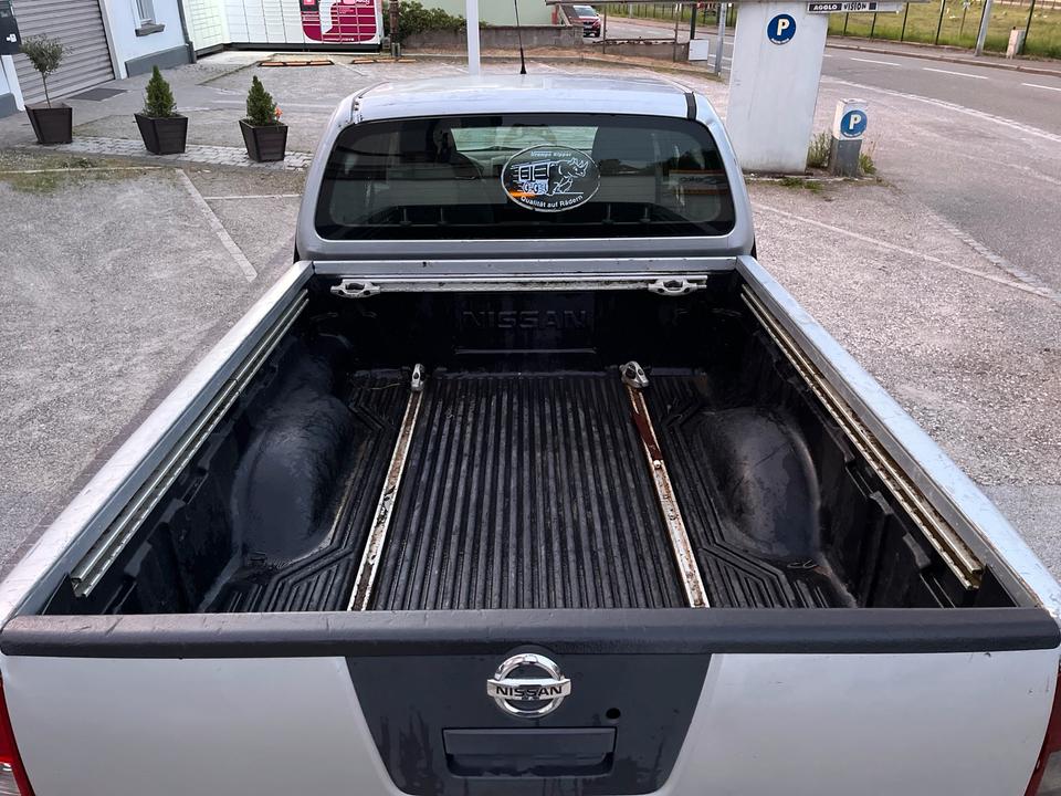 Nissan Navara Pickup пробіг: 251000 рік: Januar 2006 потужність:174 PS коробка: Manuell ціна: 4200 - Фото 8