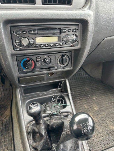 Ford Ranger Doppelkabine 4X4  пробіг: 222853 рік: Juli 2006 Diesel потужність:109 PS коробка: Manuell ціна: 2990 - Фото 11