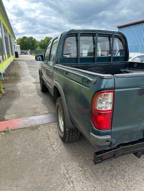 Ford Ranger Doppelkabine 4X4  пробіг: 222853 рік: Juli 2006 Diesel потужність:109 PS коробка: Manuell ціна: 2990 - Фото 6