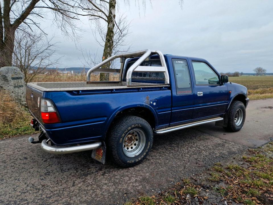 Opel Campo 4x4 3.1TD пробіг: 222000 рік: März 1998 Diesel потужність:109 PS ціна: 5555 - Фото 1