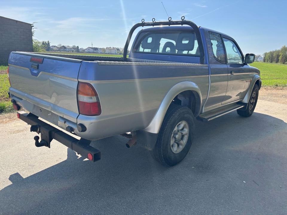 Mitsubishi L200 L-Reihe пробіг: 150000 рік: Januar 2002 Diesel потужність:99 PS коробка: Manuell ціна: 4499 - Фото 5