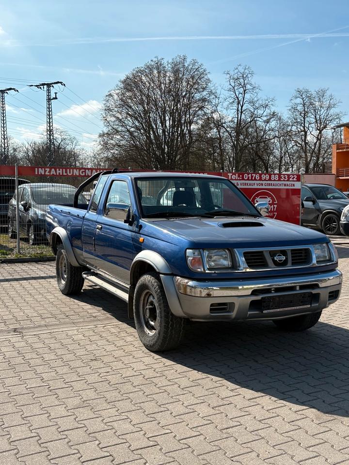 Nissan Pickup 4x4 пробіг: 180000 рік: August 2001 Diesel коробка: Manuell ціна: 3500 - Фото 2
